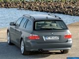 bmw_2004_5-series_touring_009.jpg