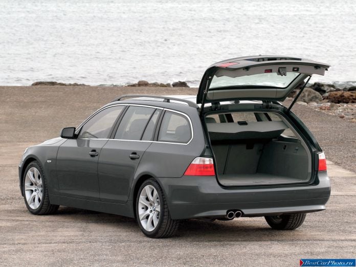 2004 BMW 5-series Touring - фотография 12 из 25