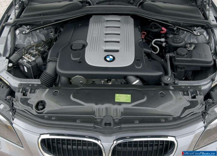 2004 BMW 530d Sedan - фотография 14 из 16