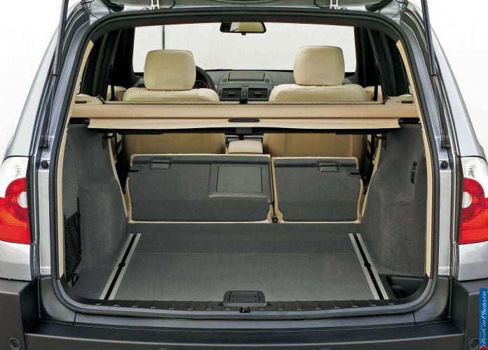 2004 BMW X3 2.0d - фотография 18 из 20