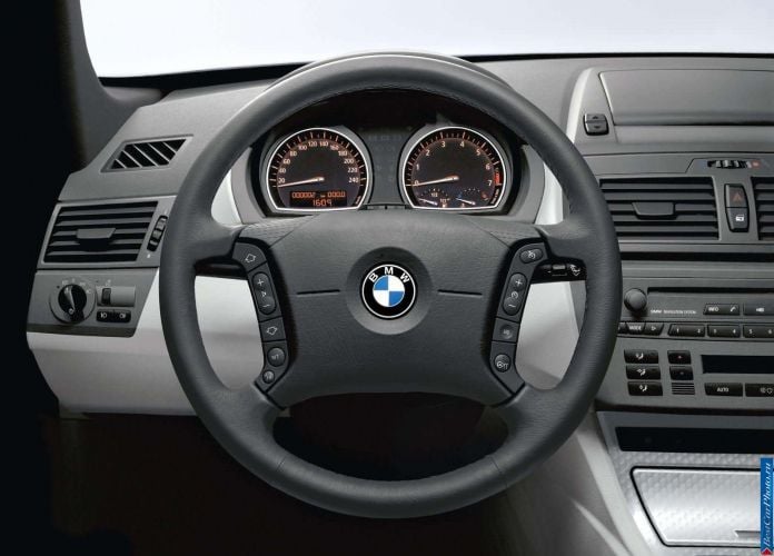 2004 BMW X3 3.0i - фотография 28 из 43 2004 BMW X3 3.0i - фотография 28 из 43