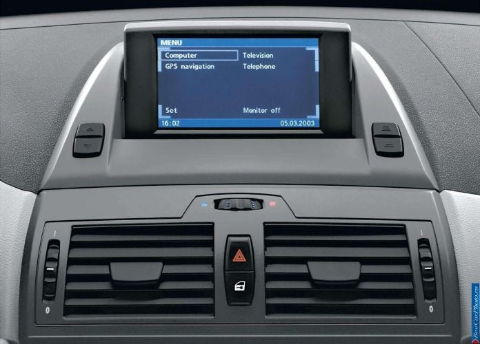 2004 BMW X3 3.0i - фотография 31 из 43 2004 BMW X3 3.0i - фотография 31 из 43