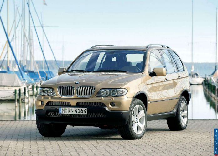 2004 BMW X5 4.4i - фотография 3 из 16 2004 BMW X5 4.4i - фотография 3 из 16