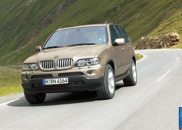 2004 BMW X5 4.4i - фотография 6 из 16