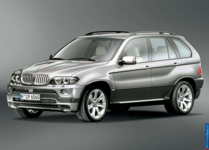 2004 BMW X5 4.8is - фотография 2 из 29 2004 BMW X5 4.8is - фотография 2 из 29
