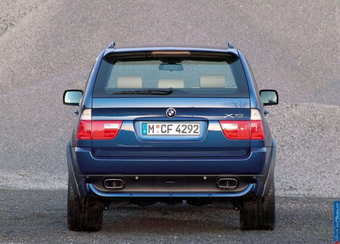 2004 BMW X5 4.8is - фотография 19 из 29 2004 BMW X5 4.8is - фотография 19 из 29