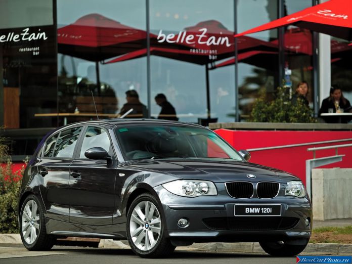 2005 BMW 1-series - фотография 23 из 48