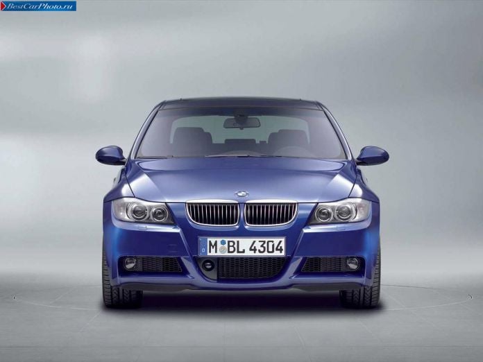 2005 BMW 330i m-packages Sedan - фотография 3 из 4 2005 BMW 330i m-packages Sedan - фотография 3 из 4