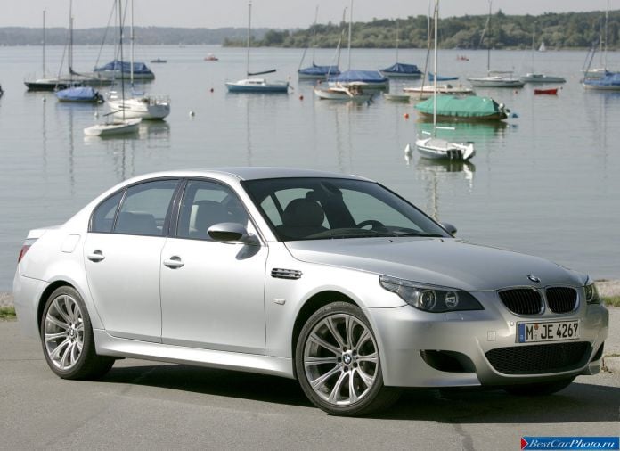 2005 BMW 5-series M Sedan - фотография 14 из 68 2005 BMW 5-series M Sedan - фотография 14 из 68
