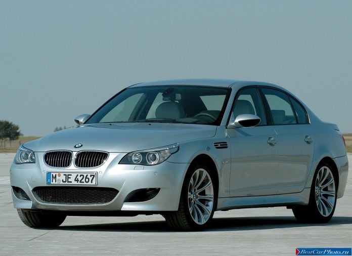 2005 BMW 5-series M Sedan - фотография 15 из 68 2005 BMW 5-series M Sedan - фотография 15 из 68
