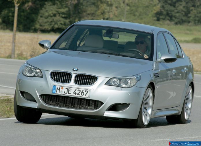 2005 BMW 5-series M Sedan - фотография 20 из 68 2005 BMW 5-series M Sedan - фотография 20 из 68
