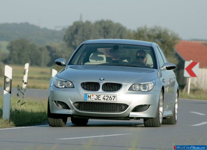 2005 BMW 5-series M Sedan - фотография 21 из 68