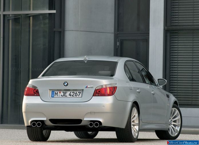 2005 BMW 5-series M Sedan - фотография 37 из 68