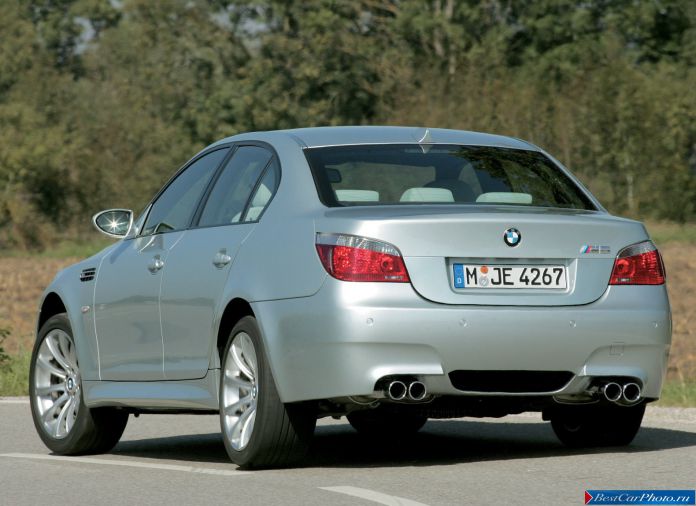 2005 BMW 5-series M Sedan - фотография 40 из 68