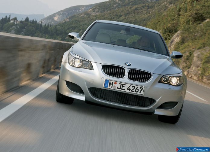 2005 BMW 5-series M Sedan - фотография 47 из 68 2005 BMW 5-series M Sedan - фотография 47 из 68