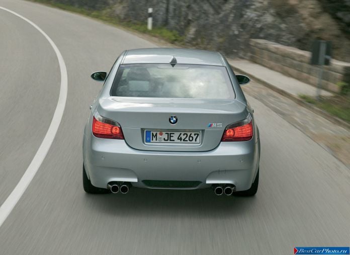 2005 BMW 5-series M Sedan - фотография 49 из 68