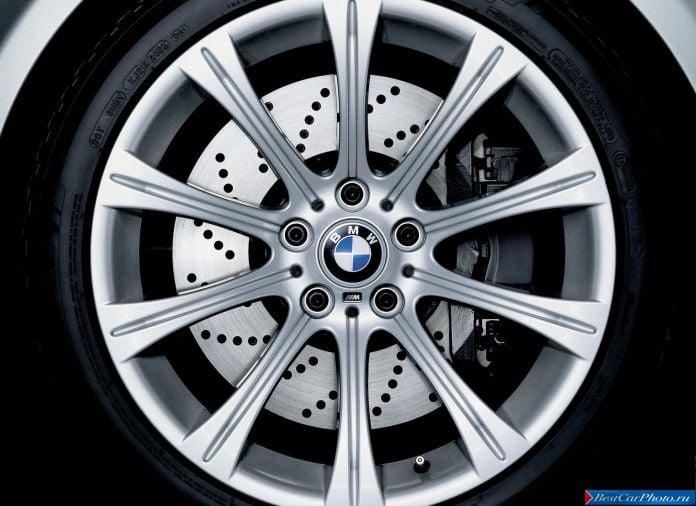 2005 BMW 5-series M Sedan - фотография 62 из 68 2005 BMW 5-series M Sedan - фотография 62 из 68