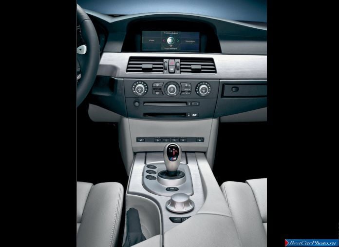 2005 BMW 5-series M Sedan - фотография 68 из 68 2005 BMW 5-series M Sedan - фотография 68 из 68