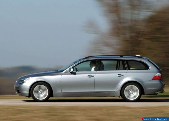 2005 BMW 530d Touring - фотография 11 из 39