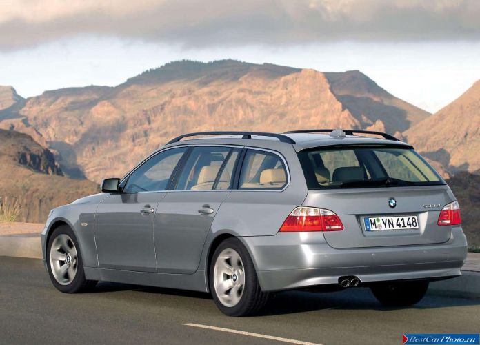 2005 BMW 530d Touring - фотография 13 из 39