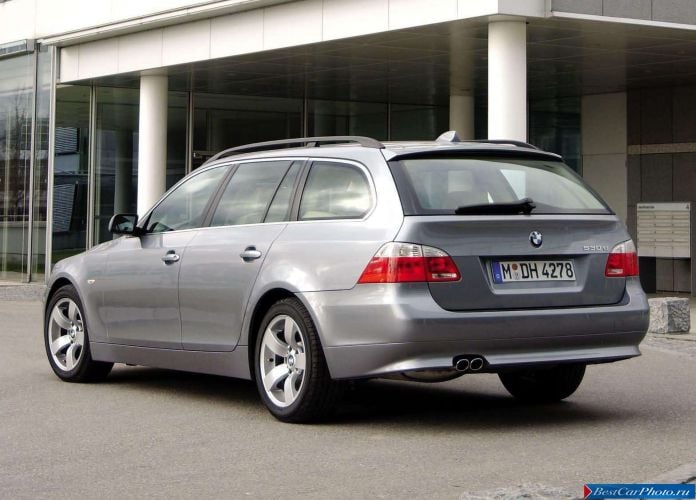 2005 BMW 530d Touring - фотография 19 из 39 2005 BMW 530d Touring - фотография 19 из 39