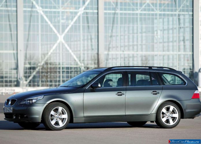 2005 BMW 545i Touring - фотография 6 из 51