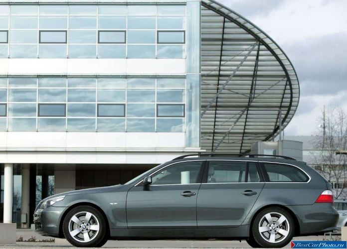 2005 BMW 545i Touring - фотография 13 из 51 2005 BMW 545i Touring - фотография 13 из 51
