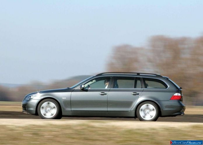 2005 BMW 545i Touring - фотография 14 из 51