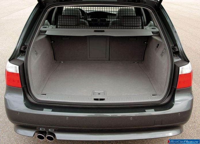 2005 BMW 545i Touring - фотография 45 из 51 2005 BMW 545i Touring - фотография 45 из 51