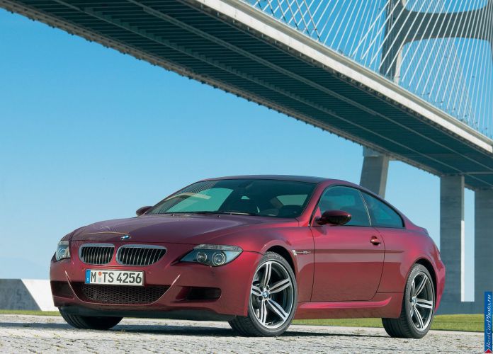 2005 BMW 6-series M Coupe - фотография 1 из 88