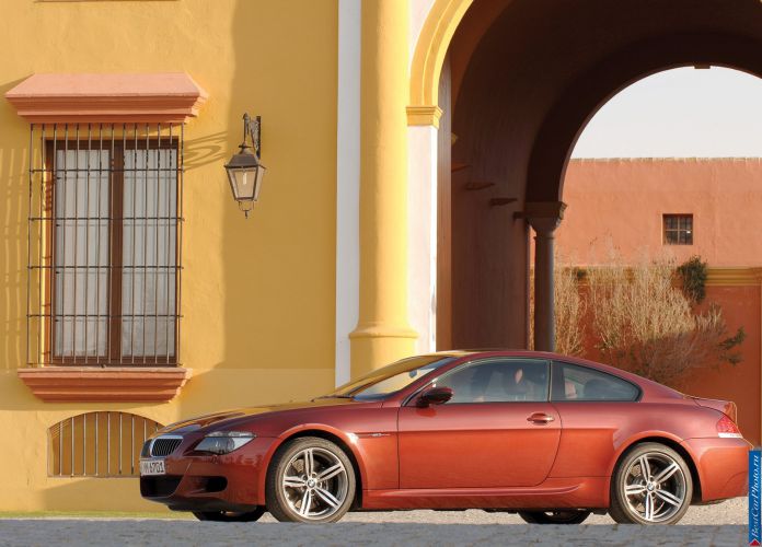 2005 BMW 6-series M Coupe - фотография 7 из 88