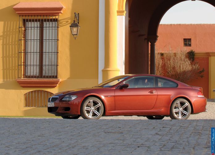 2005 BMW 6-series M Coupe - фотография 10 из 88