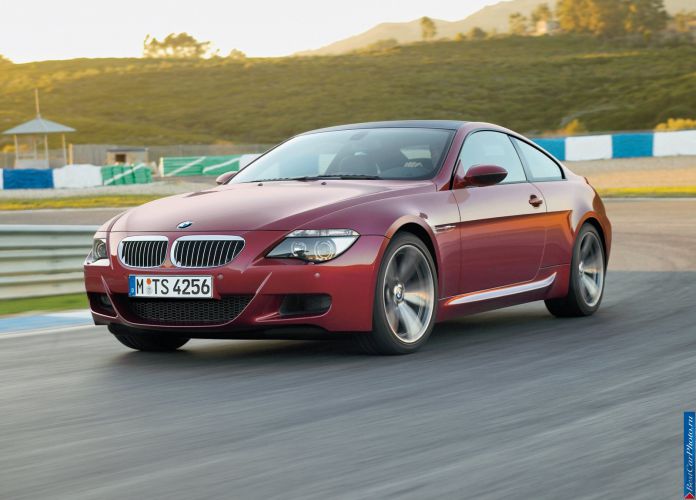 2005 BMW 6-series M Coupe - фотография 13 из 88 2005 BMW 6-series M Coupe - фотография 13 из 88