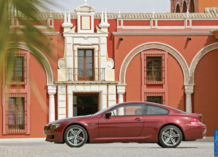 2005 BMW 6-series M Coupe - фотография 25 из 88 2005 BMW 6-series M Coupe - фотография 25 из 88
