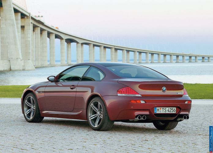2005 BMW 6-series M Coupe - фотография 30 из 88 2005 BMW 6-series M Coupe - фотография 30 из 88