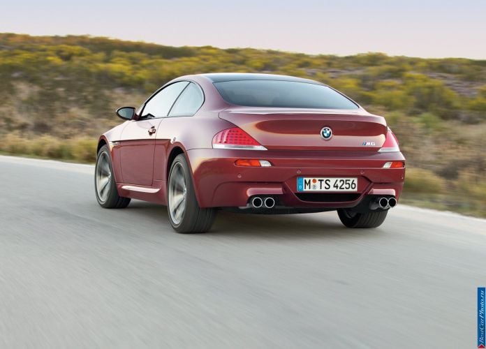 2005 BMW 6-series M Coupe - фотография 35 из 88 2005 BMW 6-series M Coupe - фотография 35 из 88