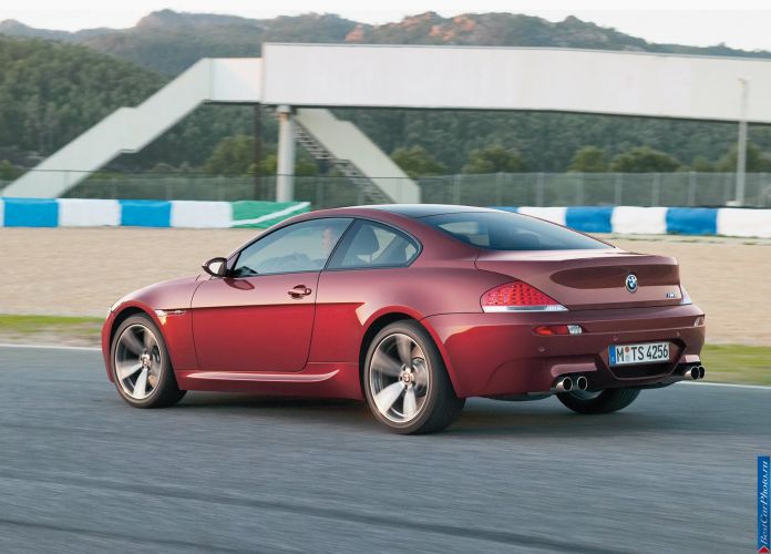 2005 BMW 6-series M Coupe - фотография 39 из 88 2005 BMW 6-series M Coupe - фотография 39 из 88