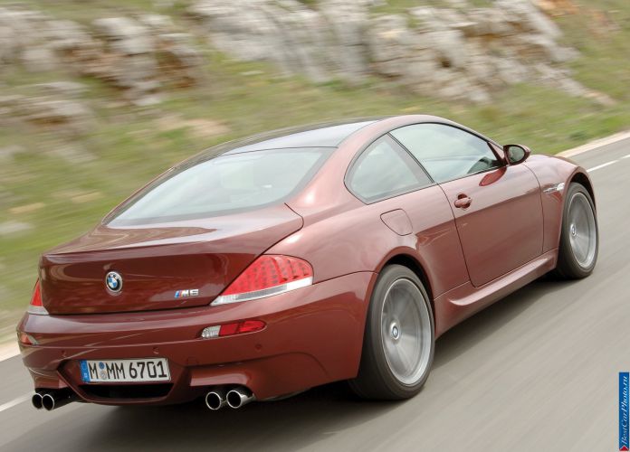 2005 BMW 6-series M Coupe - фотография 42 из 88 2005 BMW 6-series M Coupe - фотография 42 из 88