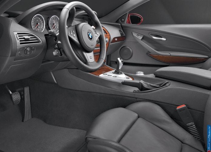 2005 BMW 6-series M Coupe - фотография 51 из 88 2005 BMW 6-series M Coupe - фотография 51 из 88