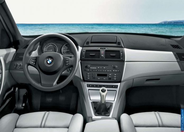 2005 BMW X3 - фотография 11 из 13