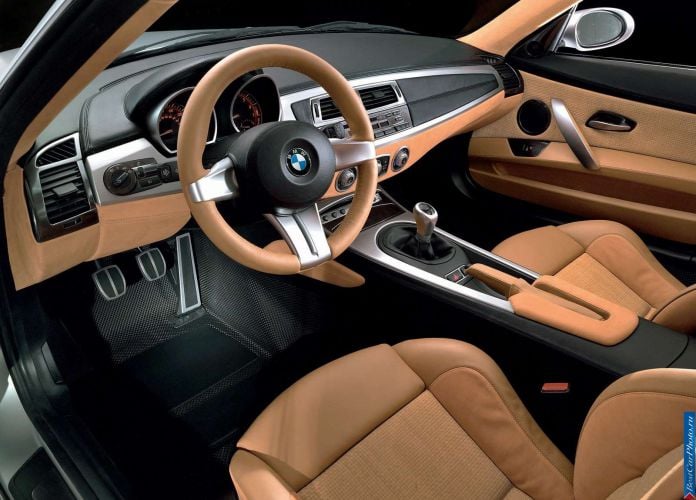 2005 BMW Z4 Coupe Concept - фотография 11 из 18 2005 BMW Z4 Coupe Concept - фотография 11 из 18