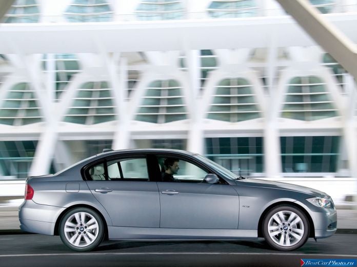 2006 BMW 3-series Sedan - фотография 2 из 30 2006 BMW 3-series Sedan - фотография 2 из 30