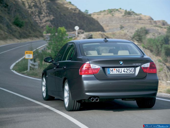 2006 BMW 3-series Sedan - фотография 3 из 30