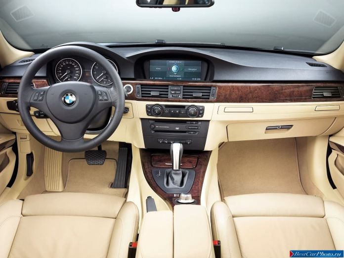 2006 BMW 3-series Sedan - фотография 29 из 30 2006 BMW 3-series Sedan - фотография 29 из 30