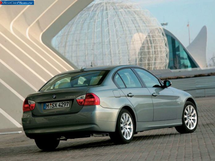 2006 BMW 320d Sedan - фотография 12 из 26