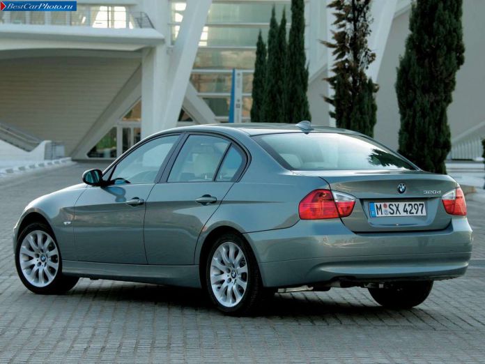 2006 BMW 320d Sedan - фотография 14 из 26