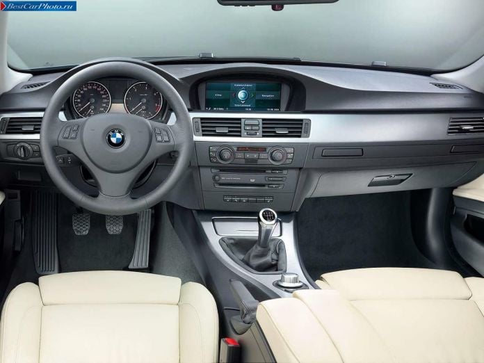 2006 BMW 320d Sedan - фотография 24 из 26