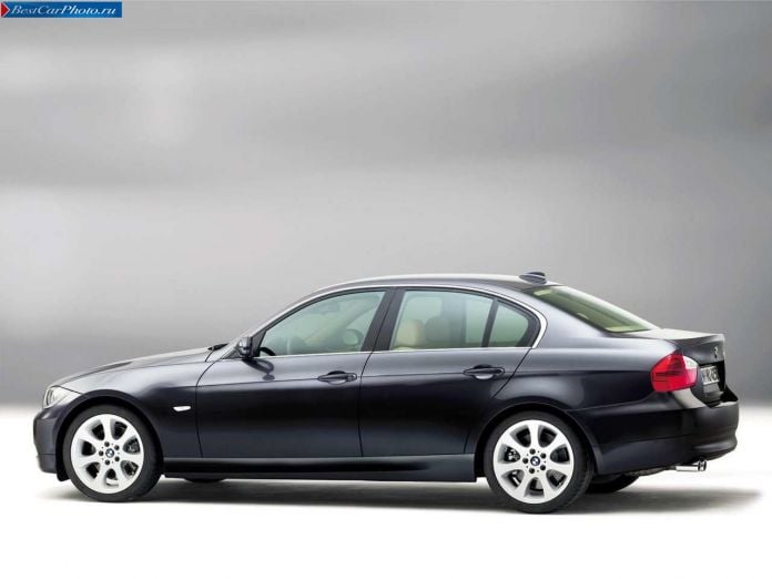 2006 BMW 330i Sedan - фотография 19 из 28 2006 BMW 330i Sedan - фотография 19 из 28