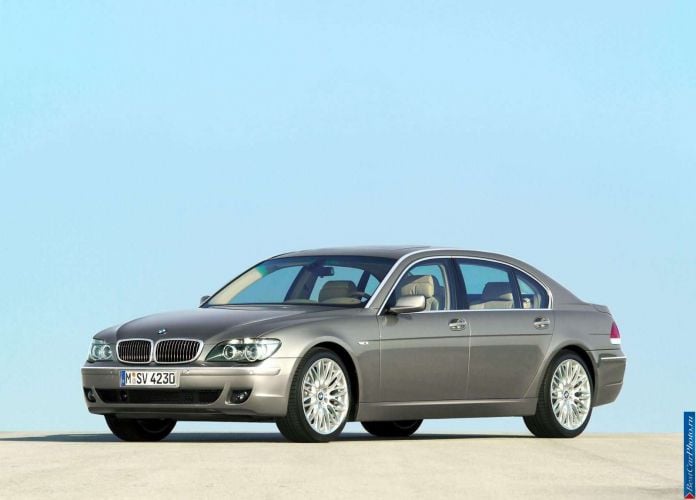 2006 BMW 750Li - фотография 5 из 40 2006 BMW 750Li - фотография 5 из 40