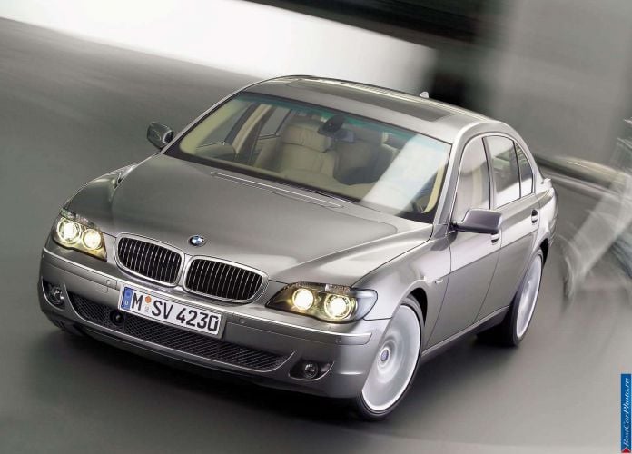 2006 BMW 750Li - фотография 7 из 40 2006 BMW 750Li - фотография 7 из 40